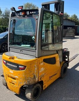 Jungheinrich EFG 425 Akumulátorový vysokozdvižný vozík A1