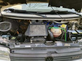 VW TRANSPORTÉR T4 2.5TDI 75kw