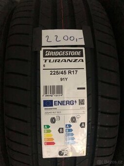 Nové letní pneu 225/45 R17