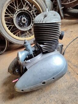 Motor Jawa 250/353