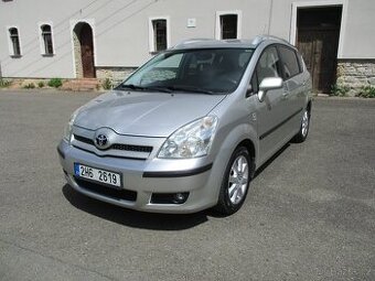 TOYOTA COROLLA VERSO -1.8 VVT-i ,7 míst, automat