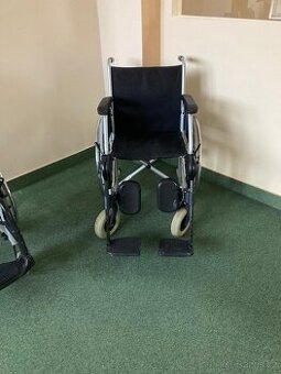 Mechanické invalidní vozíky