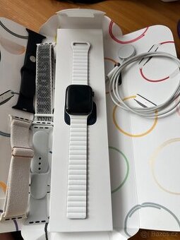 Apple Watch 8 série 45 mm