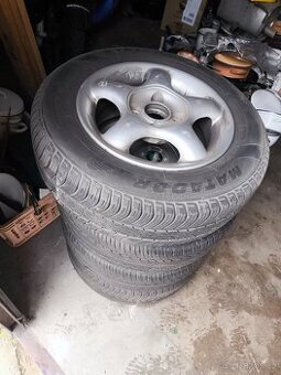 Litá kola na Felicii – letní pneu 165/70 R13