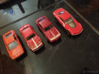 Hotwheels 4 autíčka
