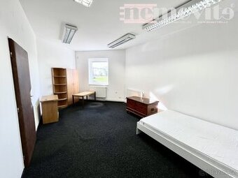Exkluzivně nabízíme k pronájmu kanceláře, 45 m2 - Hradec Krá - 1