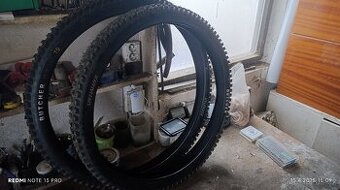 Pláště Specialized