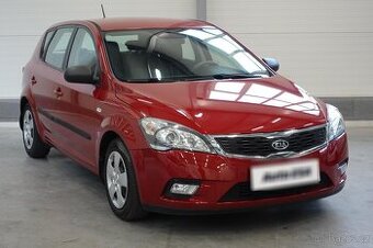Kia Ceed 1.4i , 77 kW benzín, 2011