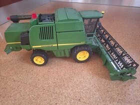 Kombajn John Deere Bruder
