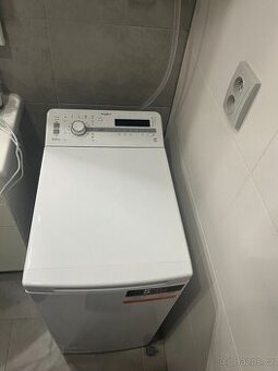 pračka Whirlpool A++ displej DOPRAVA