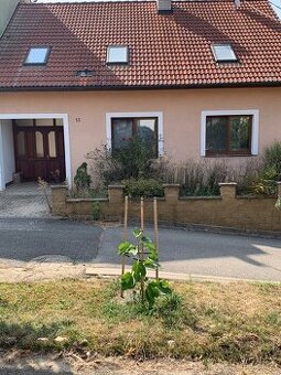 Prodej RD 7+kk v obci Ivaň