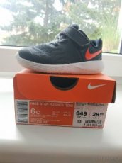 Boty Nike velikost 22