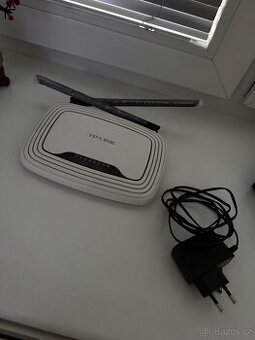 TP-Link TL-WR841N Wi-Fi Router (300 Mbps)