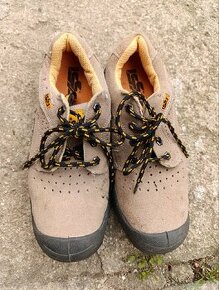 Pracovní boty 39