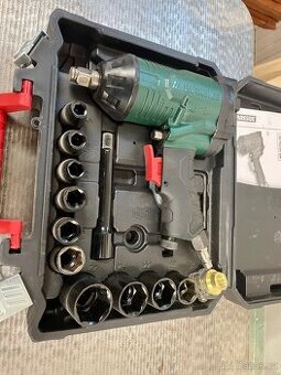 Rázový utahoval parkside