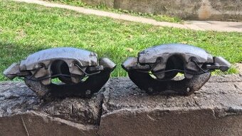 Mazda 5 cw, třmeny s držáky