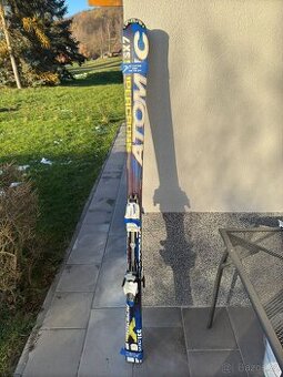 Lyže a lyžáky Atomic