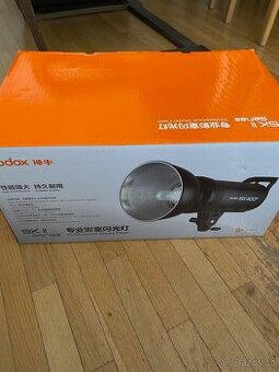 Málo používané studiové blesk Godox SK400-ii