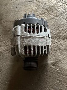 Alternátor 06f903023c Škoda vw audi 140a