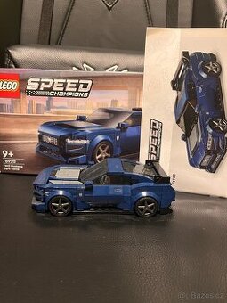 LEGO Speed Champions  Sportovní auto Ford Mustang Dark Horse