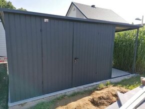 Plechová garáž 4x4 se střechou - 1