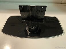 Podstavec pod TV Philips