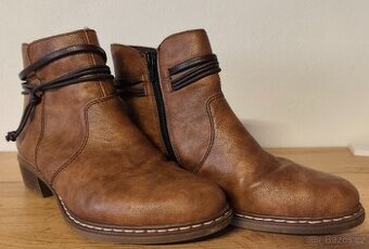 Dámské zateplené polokozačky Rieker 37