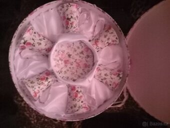 Souprava 6 šálků s talířky