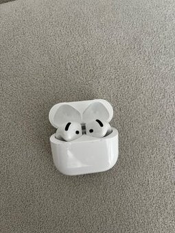 AirPod 4