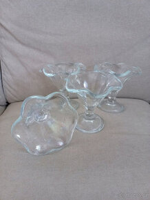 Prvorepublikové zmrzlinové poháry