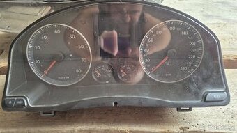 Budíky VW Golf 5 benzin