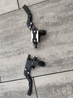 Kompletní brzdová pumpa a spojková páka