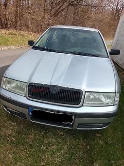 Škoda  octavia  1    1.6     pojizdne      dily    levně