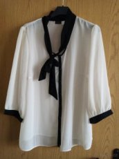 NOVÁ dámská halenka