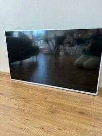 Phillips The One 50” Ambilight