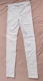 Bílé džíny