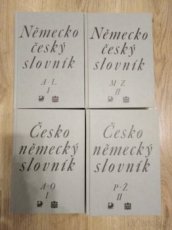 Česko-německý a německo-český slovníky za 990 Kč vč. pošty