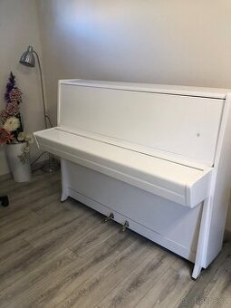 Pianino Petrof 114
