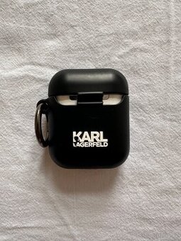 AirPods II + pouzdro Karl Lagerfeld