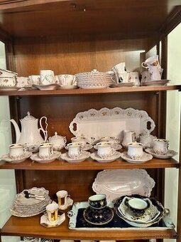 Pravý český růžový porcelán různého druhu