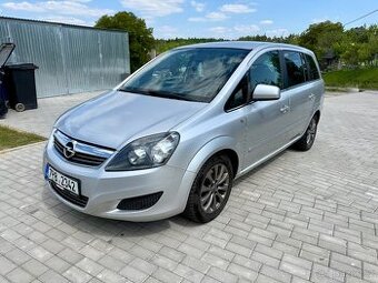 Opel Zafira 1.7 CDTI 3/2011 / 7 míst