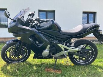 Kawasaki ER 6