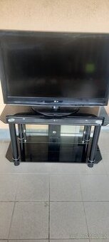 Prodám tv LG se stolkem