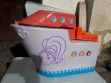 Polly Pocket vyletni lod
