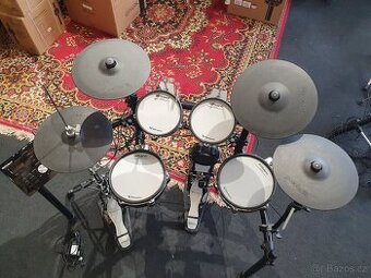 elektronické bicí ROLAND TD-25KV + HW