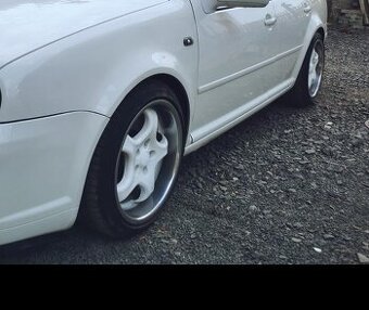 Koupim alu kolo klidne jeden kus 9j 5x100 r17