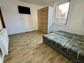 Pronájem bytu 1kk v centru Žďáru nad Sázavou, klidné bydlení