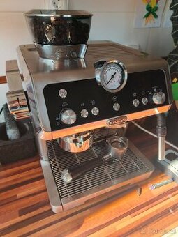 DeLonghi la specialista pakovy kavovar