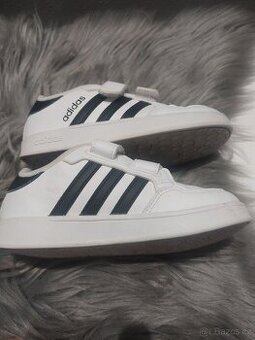 Dětské boty Adidas 26 EUR