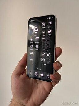 iPhone 13 bílý, 128 GB